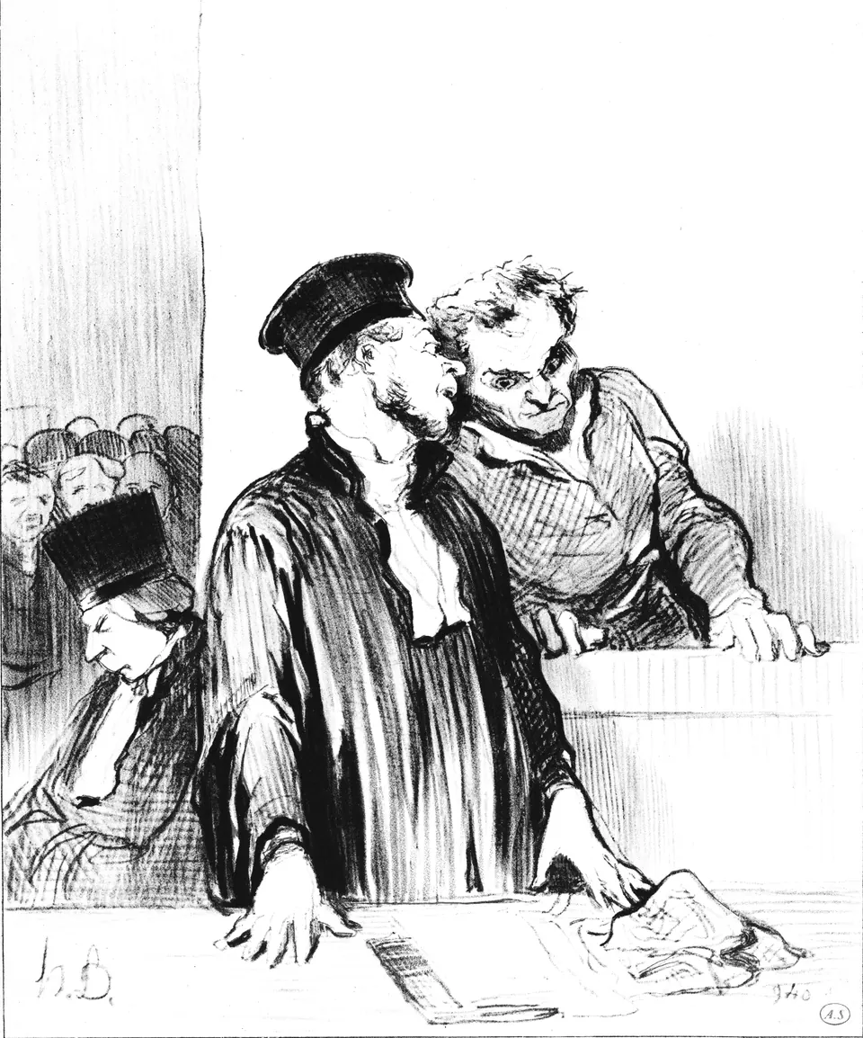 Lithographie d’Honoré Daumier : un avocat en toge à la barre, son client penché à son oreille, devant le public d’une salle d’audience.